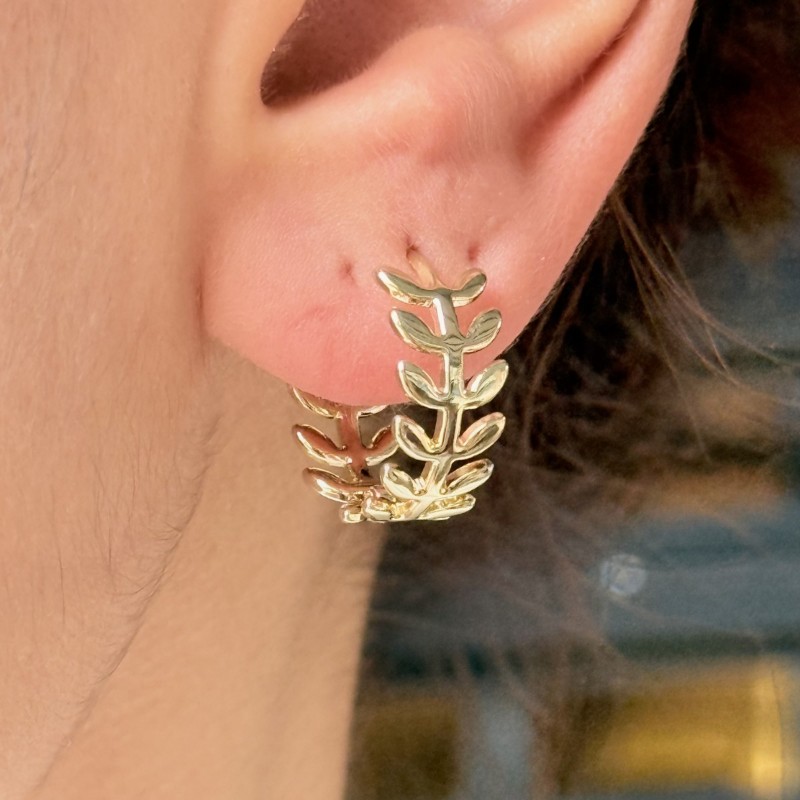 Yaprak Figürlü Altın Küpe resmi