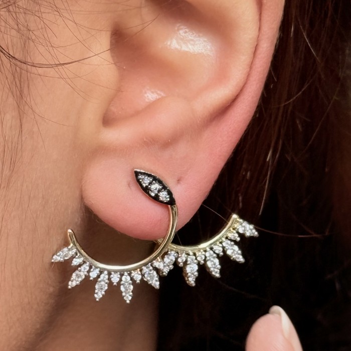 Siyah Detaylı Yarım Halo Küpe resmi