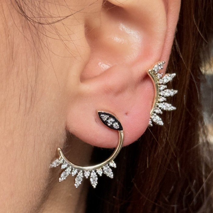 Siyah Detaylı Yarım Halo Küpe resmi