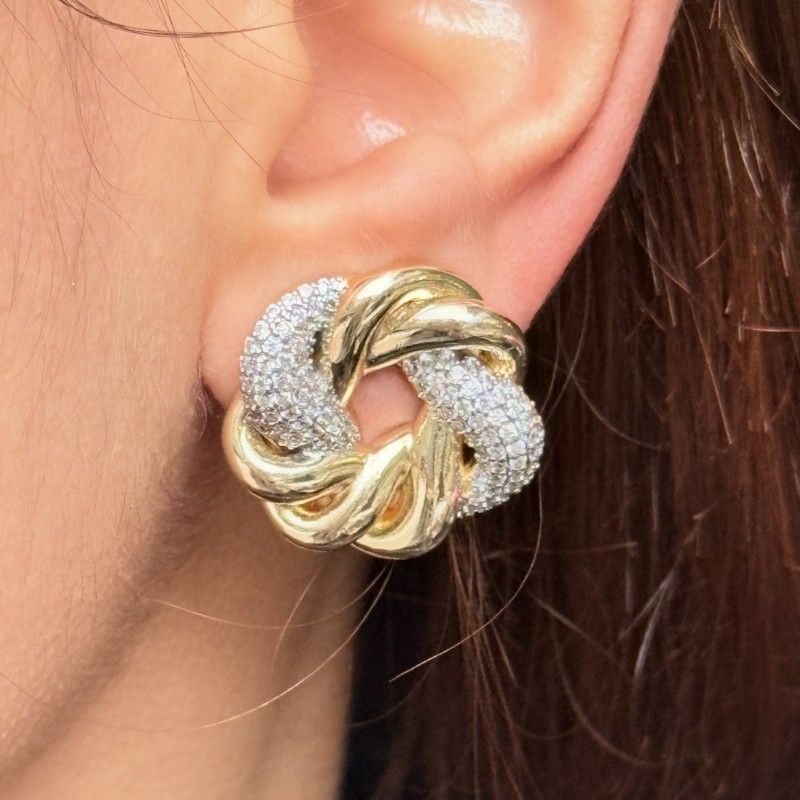 Bükümlü Işıltı Küpe resmi