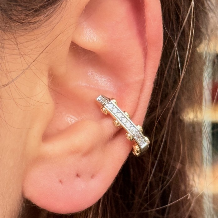 Altın Taşlı Çubuk Kıkırdak Küpe resmi