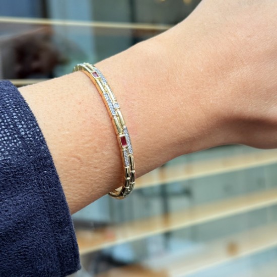 Kırmızı Taşlı Altın Bileklik resmi