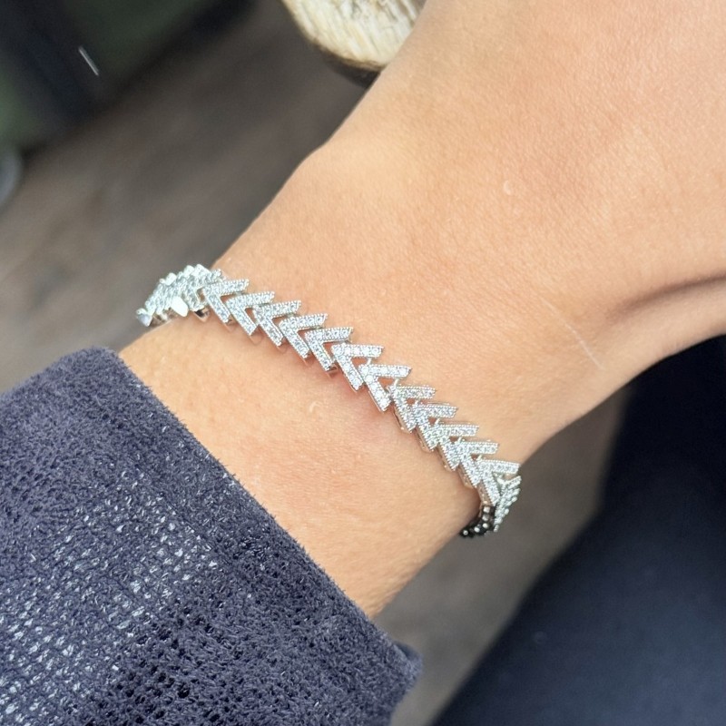 Gümüş Ok Formlu Taşlı Bileklik resmi