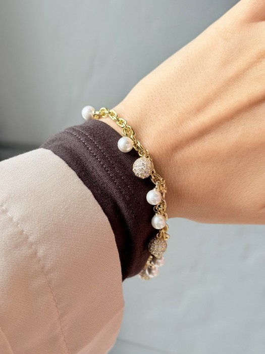 İnci ve Taş Detaylı Altın Bileklik resmi