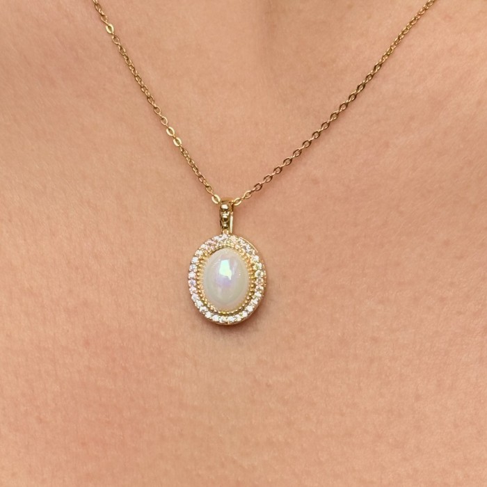 Opal Taşlı Oval Kolye – Gold resmi