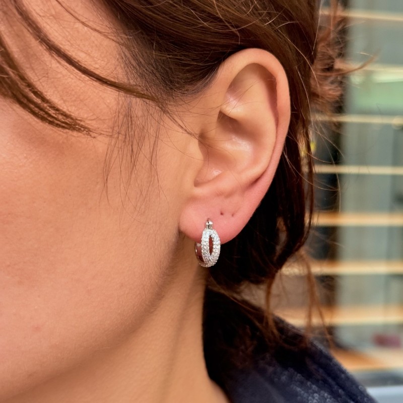 Gümüş Oval Taşlı Küpe resmi