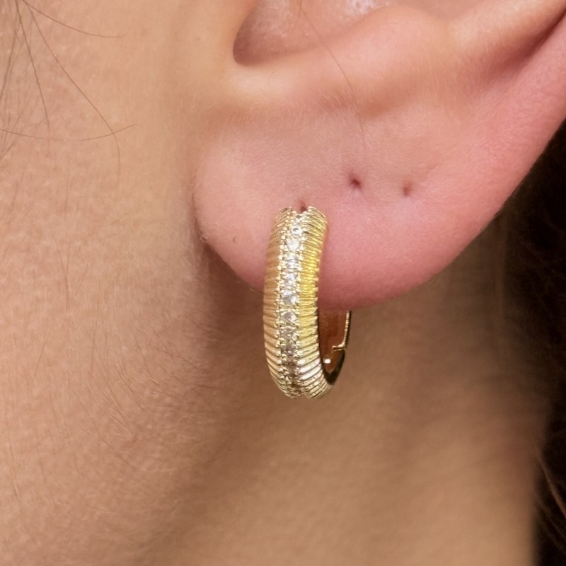 İnce Dokulu Taşlı Gold Küpe resmi