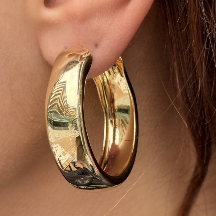 Kıvrım Form Halka Küpe resmi