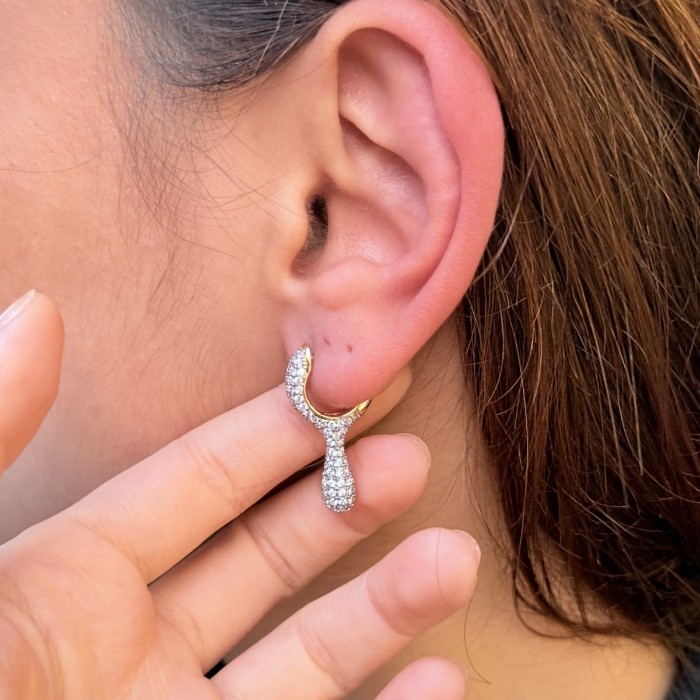 Damla Siluet Taşlı Küpe – Gold Detay resmi