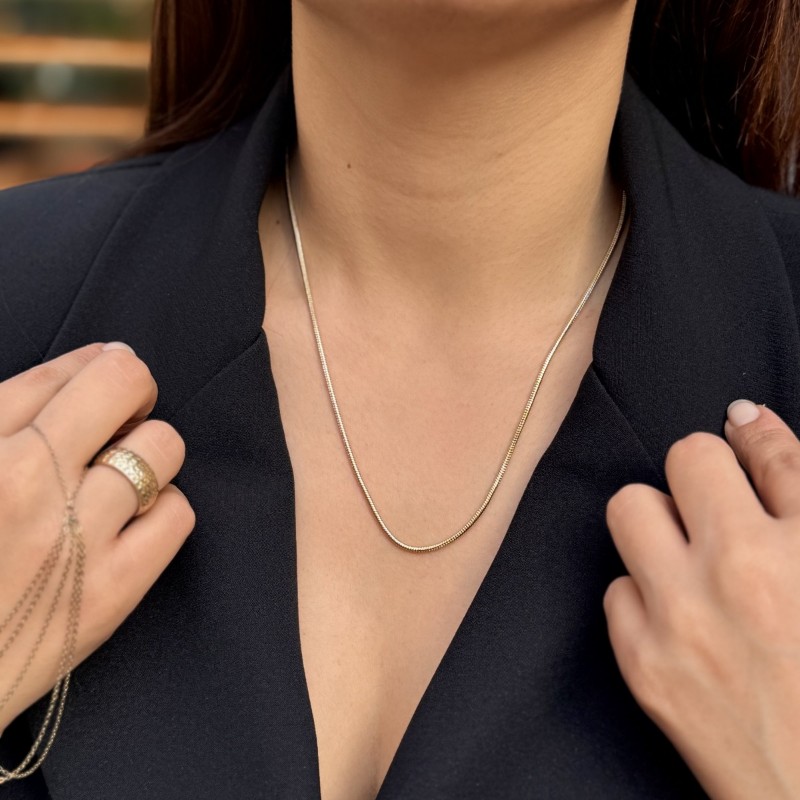 Spiral Omega Zincir Kolye resmi