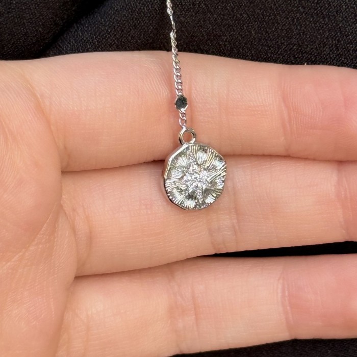 Vega Star Lariat Necklace – Silver resmi