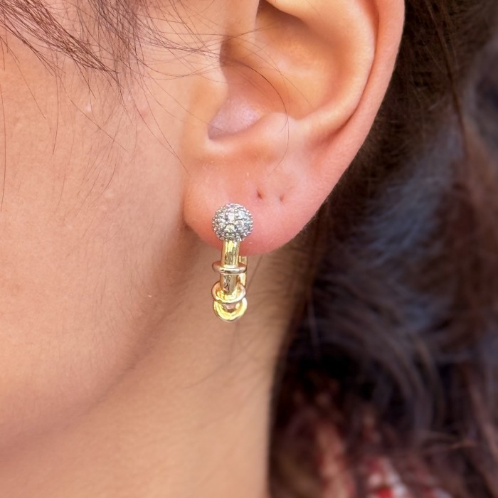 Pavé Globe Stud – Link Drop (Gold) resmi