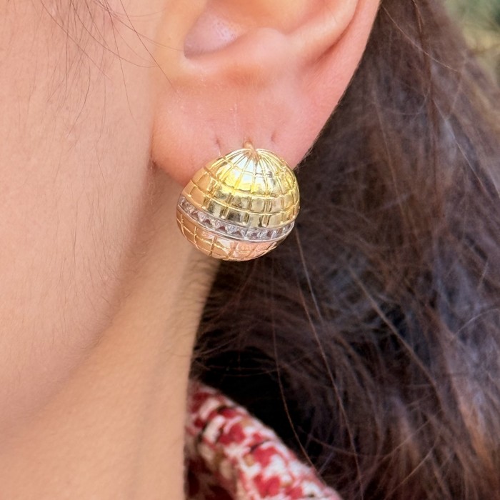 Tri-Tone Dome Stud – Retro Mix resmi